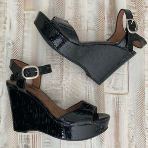 *NWOB* LUCKY BRAND Lindey Cork & Leather Platform Wedges, Size 8.5